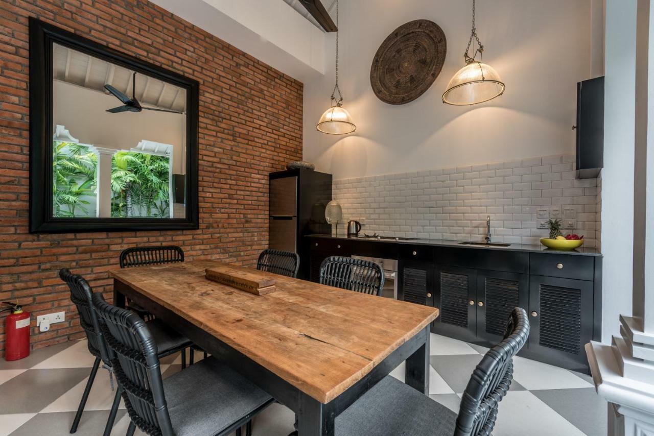 Central 3 Bedroom Villa Close To Seminyak Beach Exterior photo
